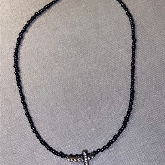 Handmade Glass Seed Bead Cross Necklace/Choker - Picture 8 of 9